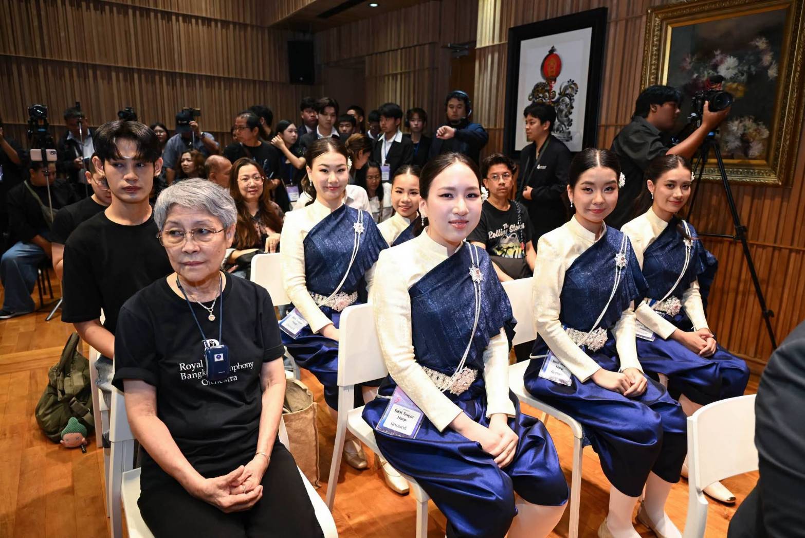 IMAGE - 10057